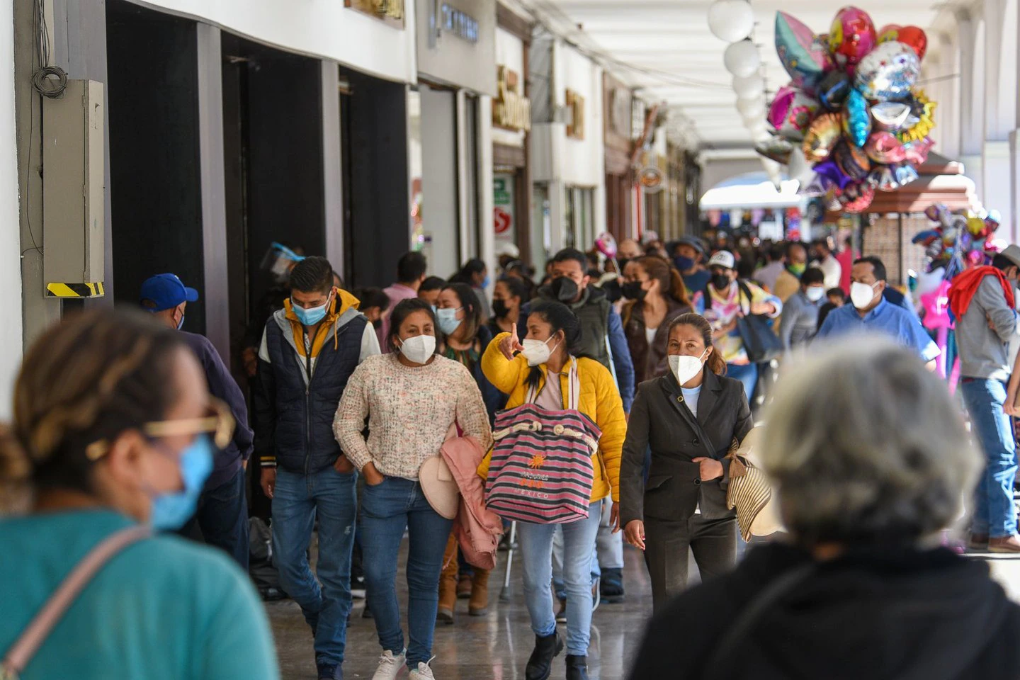 Para la semana epidemiológica en curso se tienen contabilizados 4,106,855 casos estimados en todo el país (Foto: Crisanta Espinosa Aguilar/Cuartoscuro.com)