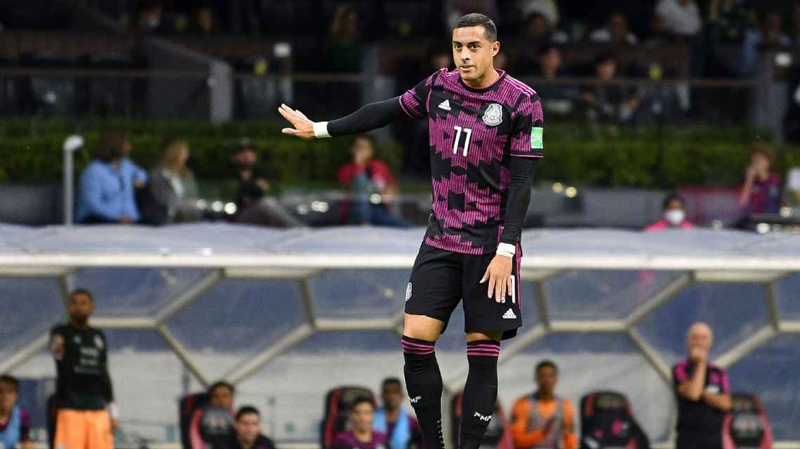 El delantero busca un lugar para jugar con México en el Mundial de Catar 2022, pero asegura es uno más en el plantel y no la solución para llegar al quinto partido. Imago7