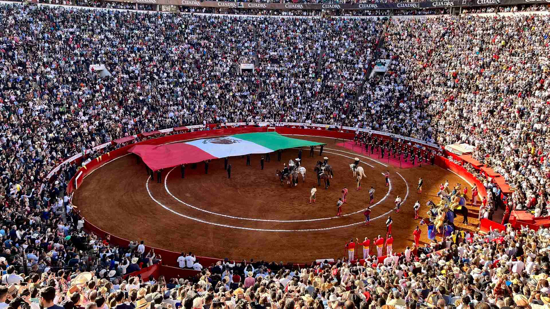 Niegan suspensión definitiva contra corridas de toros; Plaza México mantendrá espectáculo taurino