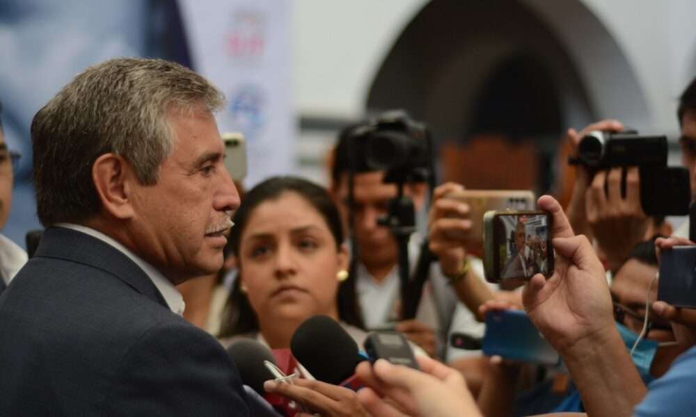 Critican a José Luis Urióstegui por abandonar Cuernavaca en medio de crisis de inseguridad