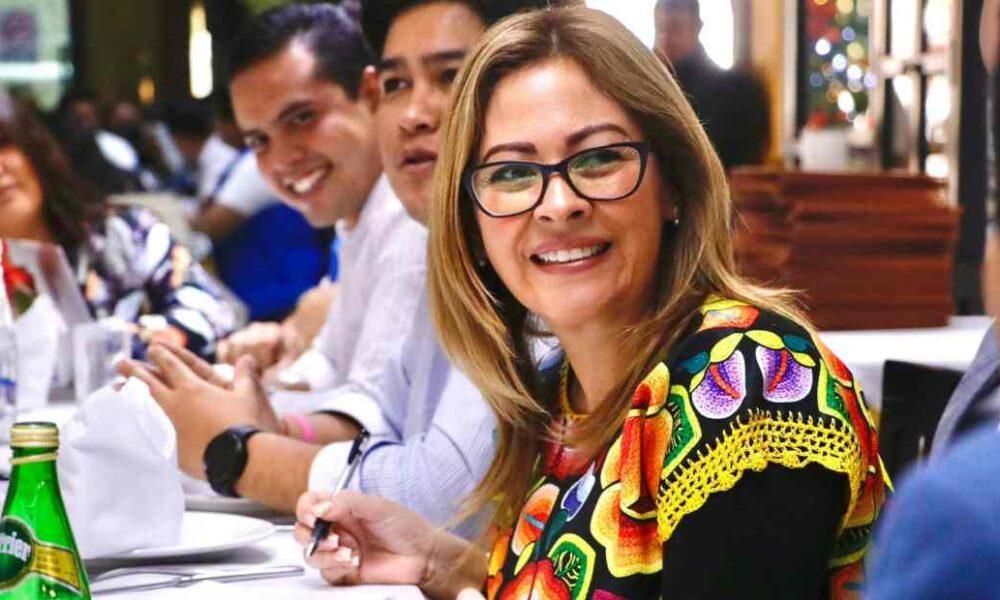 Lucy Meza enfrenta críticas por mentir sobre su historial académico